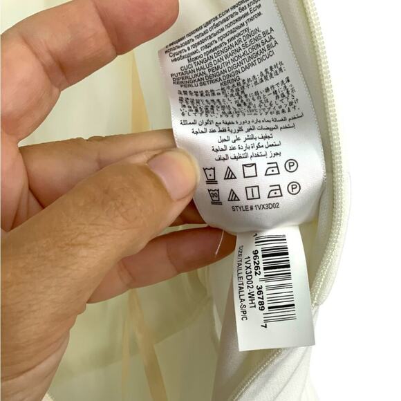 BCBGeneration Skort Romper White Size XS NWOT $98 MSRP - Picture 7 of 8